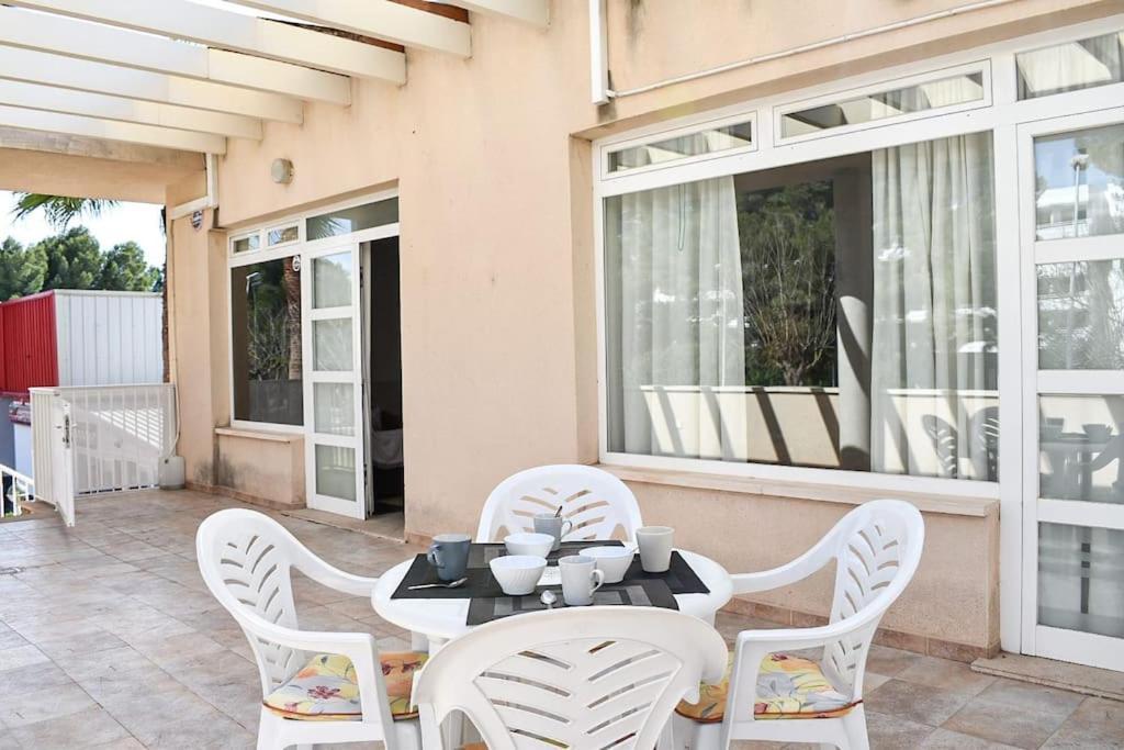 Apartamento Maria,bahia De Appartement